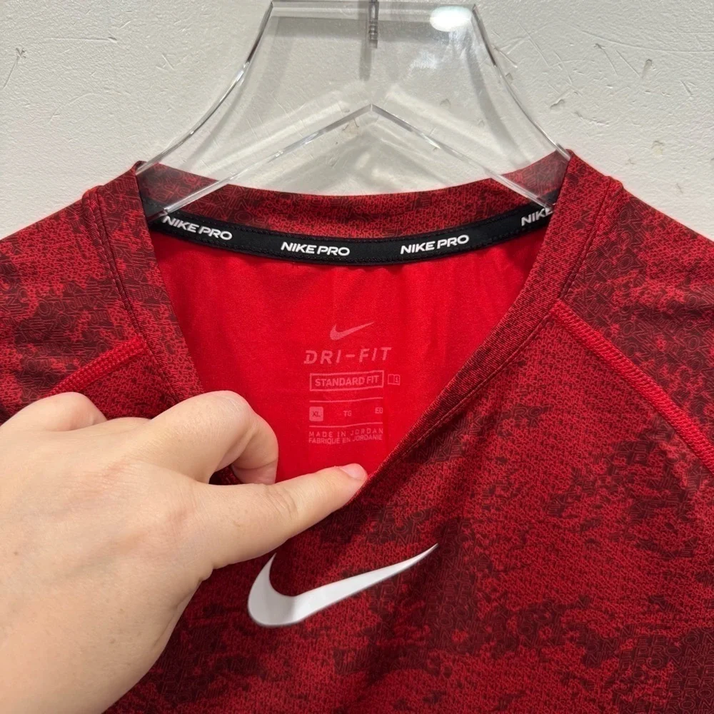 Nike Short Sleeve Red Running Athletic Shirt XL